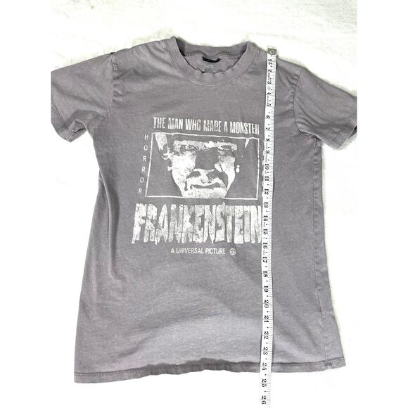 Frankenstein Universal Monsters Gray Cotton On Tee Small - Picture 4 of 6